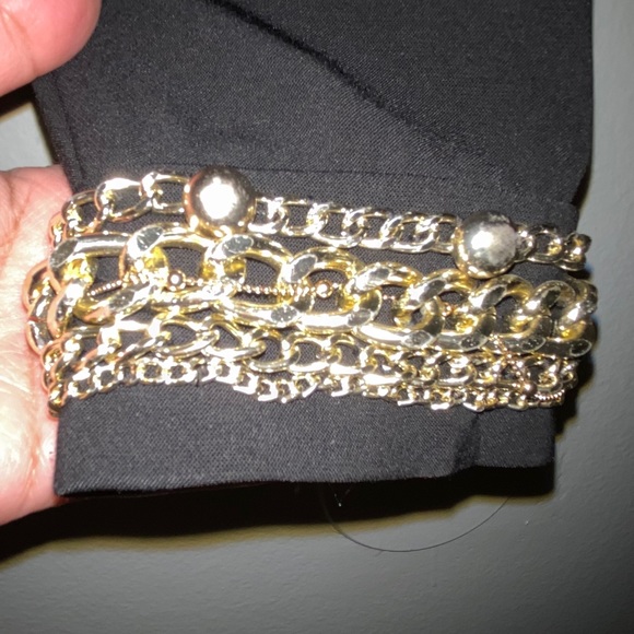 Gold chain cuffed blazer - Picture 3 of 5